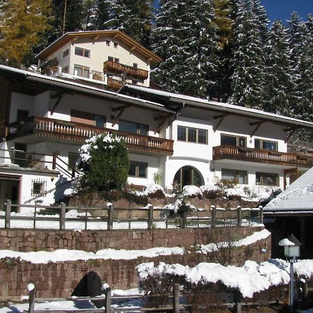 Holiday Apartments Costanzi Ortisei Luaran gambar