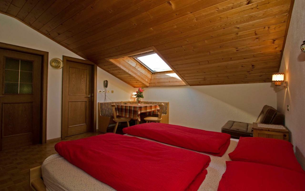 Holiday Apartments Costanzi Ortisei Luaran gambar