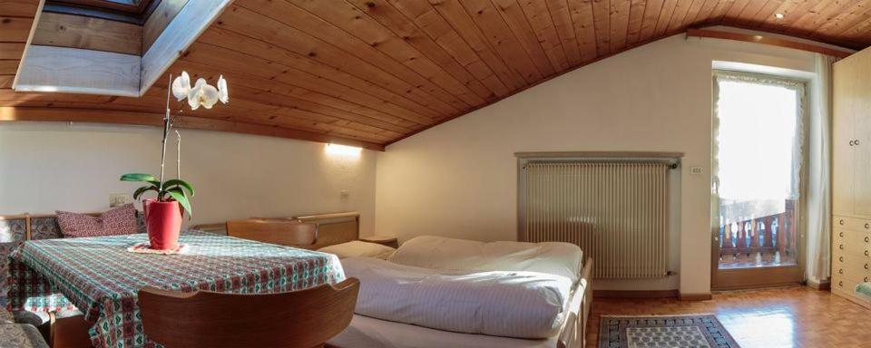 Holiday Apartments Costanzi Ortisei Luaran gambar